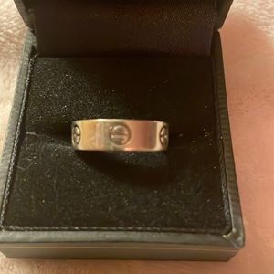 Cartier love band 18kt gold size 5.5mm